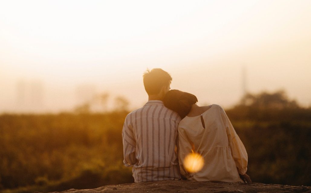 10 Signs You Have A Great Relationship - Never Settle | Top UK Dating Blog